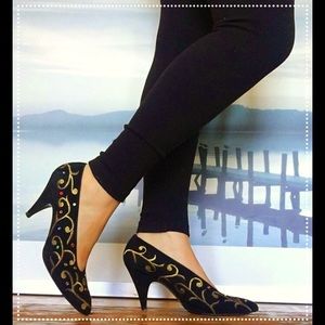 Vintage 1980’s Arsho for Stuart Weitzman Pumps